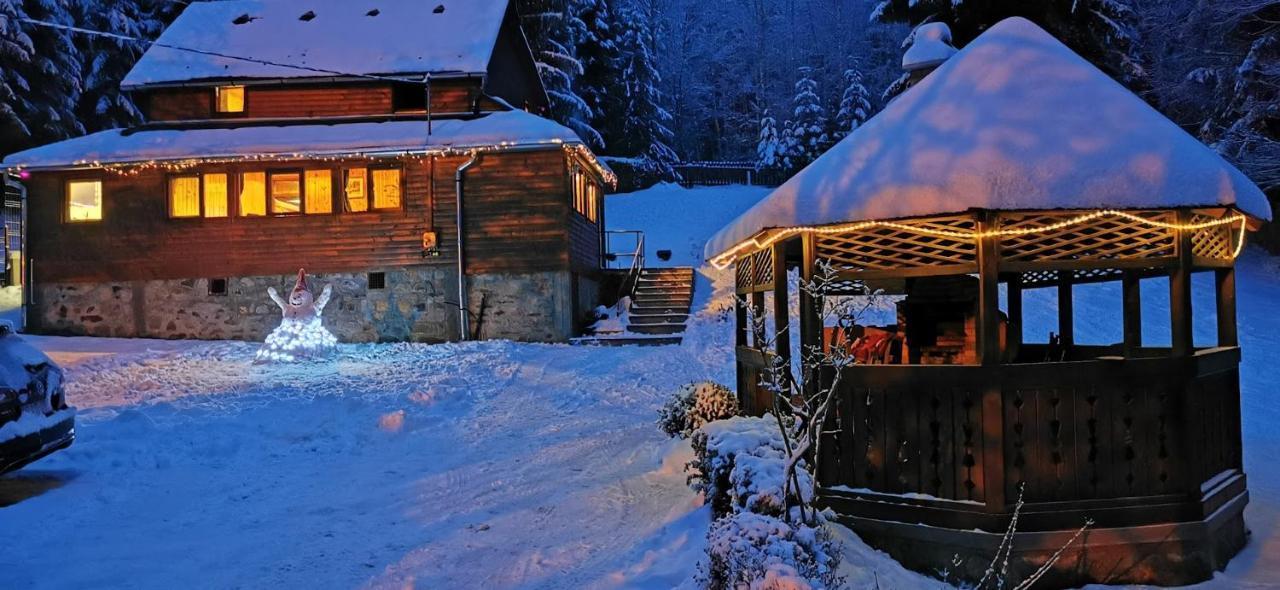 Patakvölgye Vendégház Izvoare (Harghita) Exterior foto